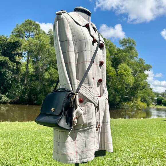 Coach Vintage 1998 Court Bag Black Gold HUNGARY 9870 Hang Tag Crossbody Strap - Picture 6 of 15